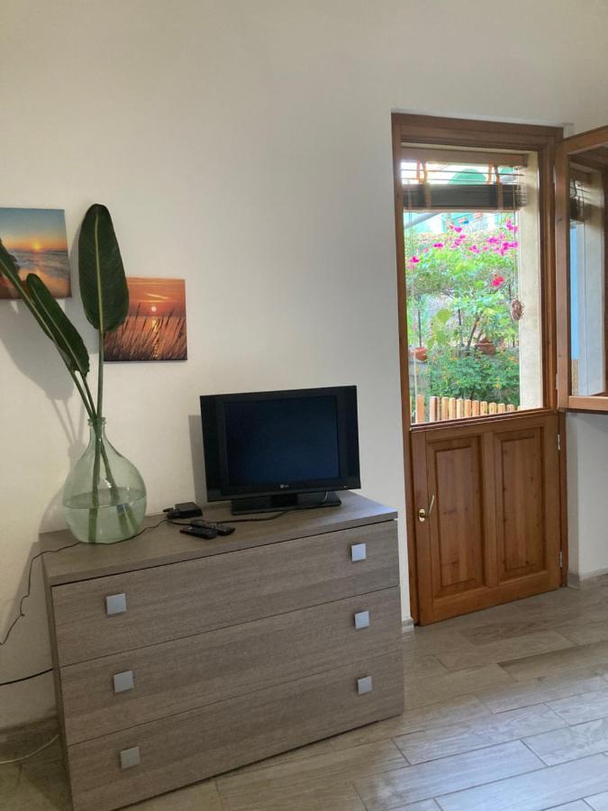 Al Sulcis 35 Villa Теулада Екстериор снимка